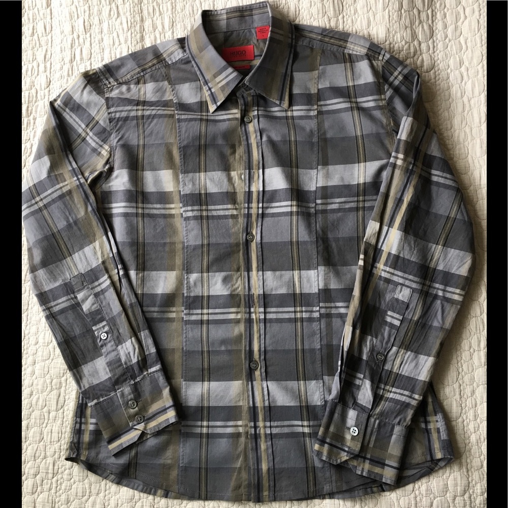 Hugo Boss male shirt, size L
